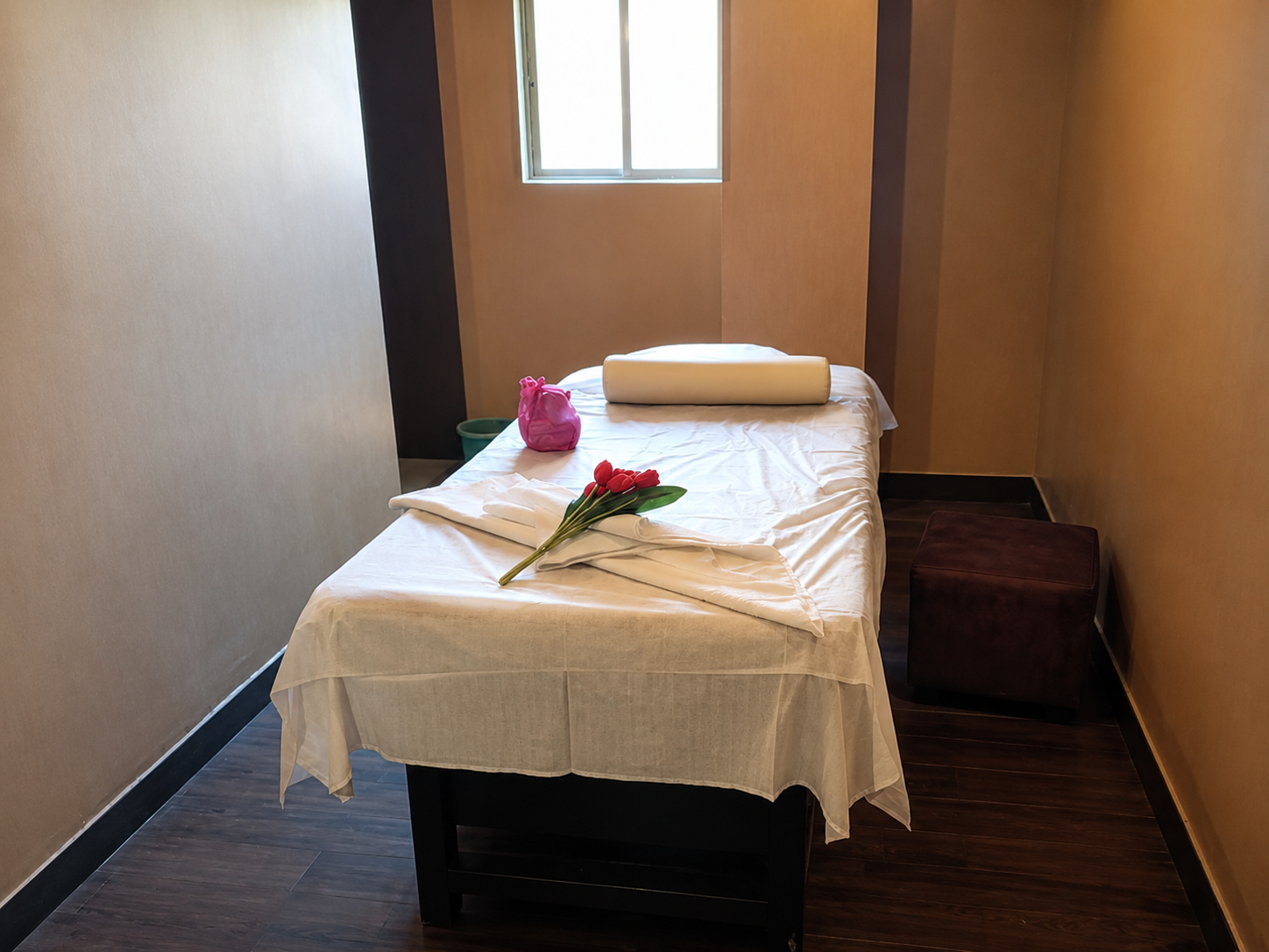 Premium Couple Spa Room