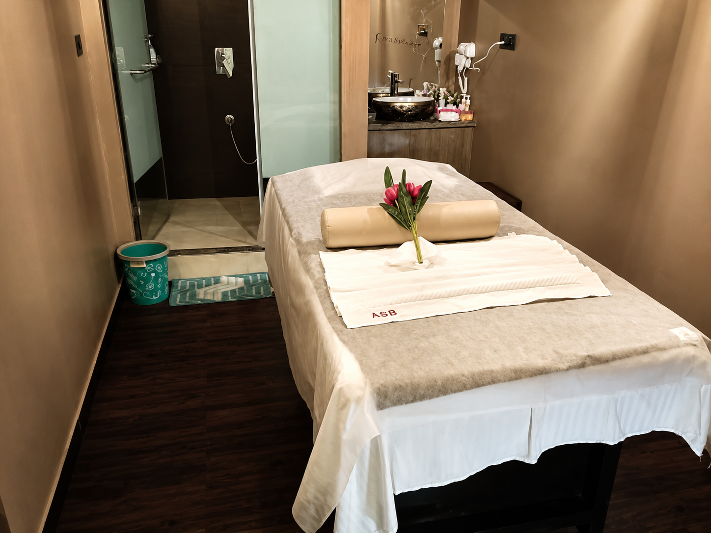Relaxing Aroma Therapy